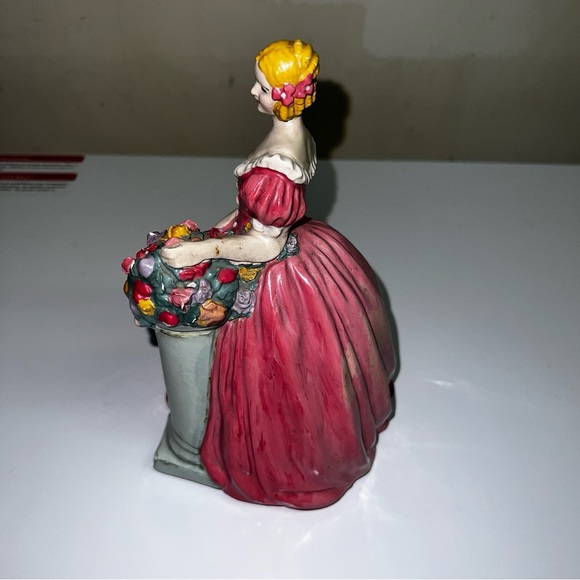 Marwal 8" Chalkware Art Figure Victorian Lady figure VTG plaster Kitschy painted - Picture 2 of 5